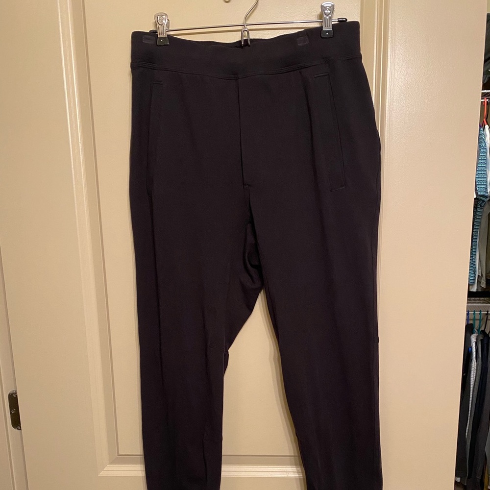 Men’s Lululemon joggers